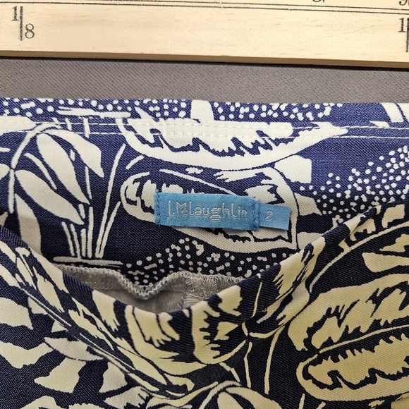 J McLaughlin Pants Women 2 Blue Floral Leaves Stretch Tapered Fit Masie - Picture 2 of 8
